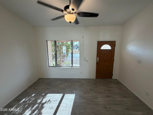 9203 N 63RD Drive, Glendale, AZ 85302