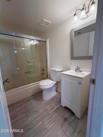 9203 N 63RD Drive, Glendale, AZ 85302