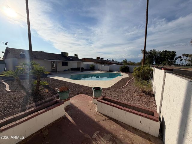 9203 N 63RD Drive, Glendale, AZ 85302