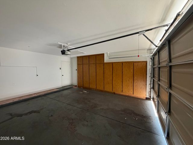 9203 N 63RD Drive, Glendale, AZ 85302