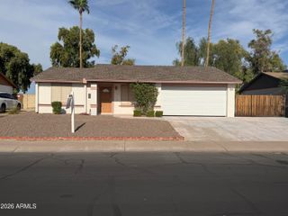 9203 N 63RD Drive, Glendale, AZ 85302