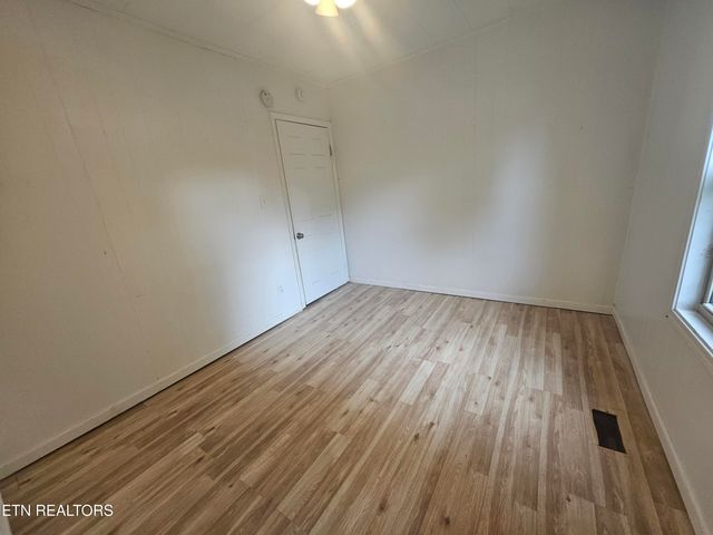 2035 Boyd St, Knoxville, TN 37921