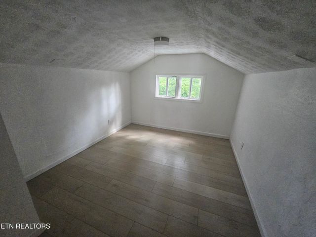2035 Boyd St, Knoxville, TN 37921