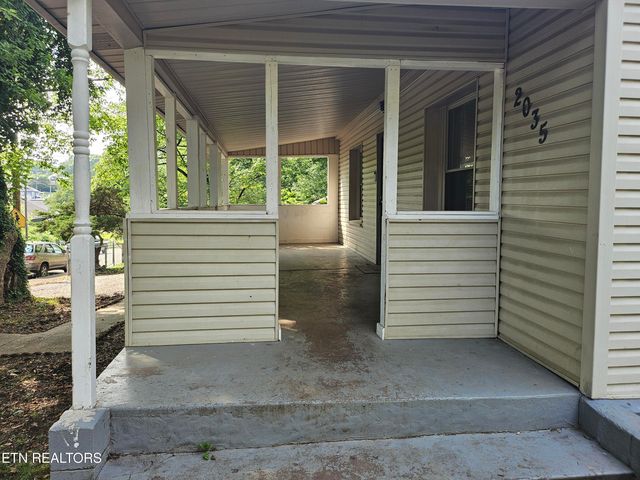 2035 Boyd St, Knoxville, TN 37921