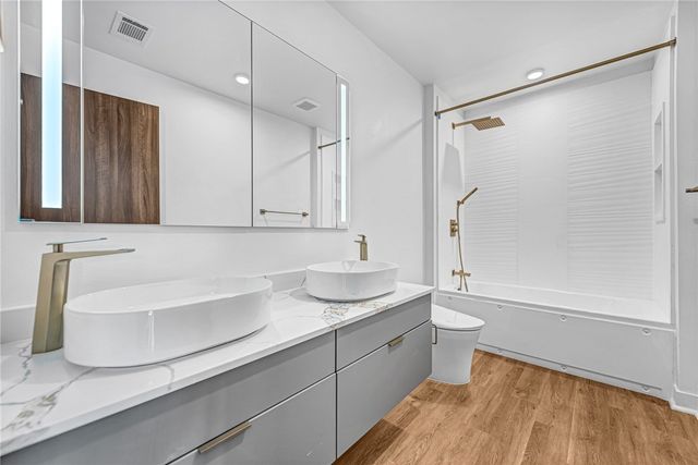 1107 Emilia Avenue, Lowell, AR 72745