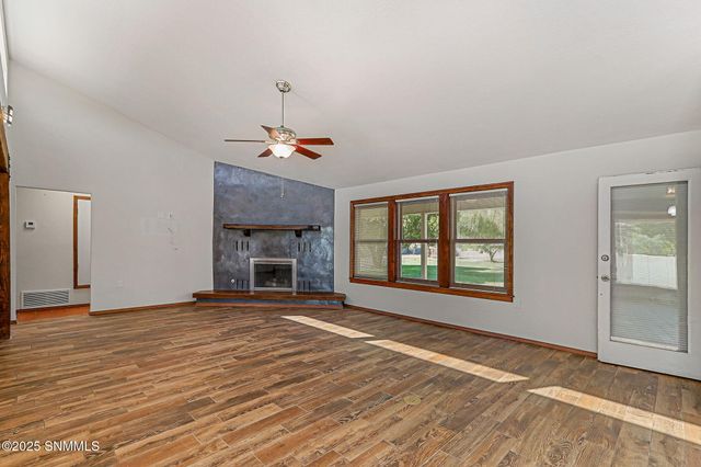 1465 Tierra Del Sol Drive, Las Cruces, NM 88007