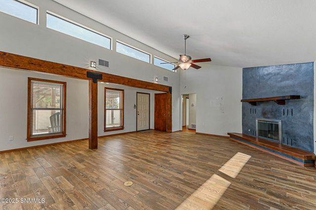 1465 Tierra Del Sol Drive, Las Cruces, NM 88007