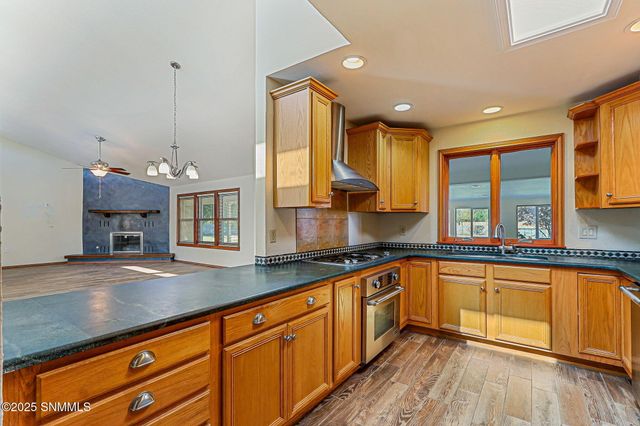 1465 Tierra Del Sol Drive, Las Cruces, NM 88007