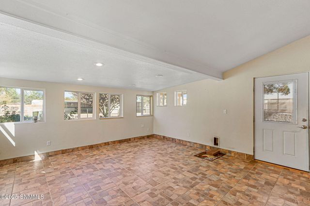 1465 Tierra Del Sol Drive, Las Cruces, NM 88007