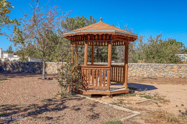 1465 Tierra Del Sol Drive, Las Cruces, NM 88007