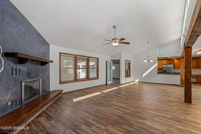 1465 Tierra Del Sol Drive, Las Cruces, NM 88007