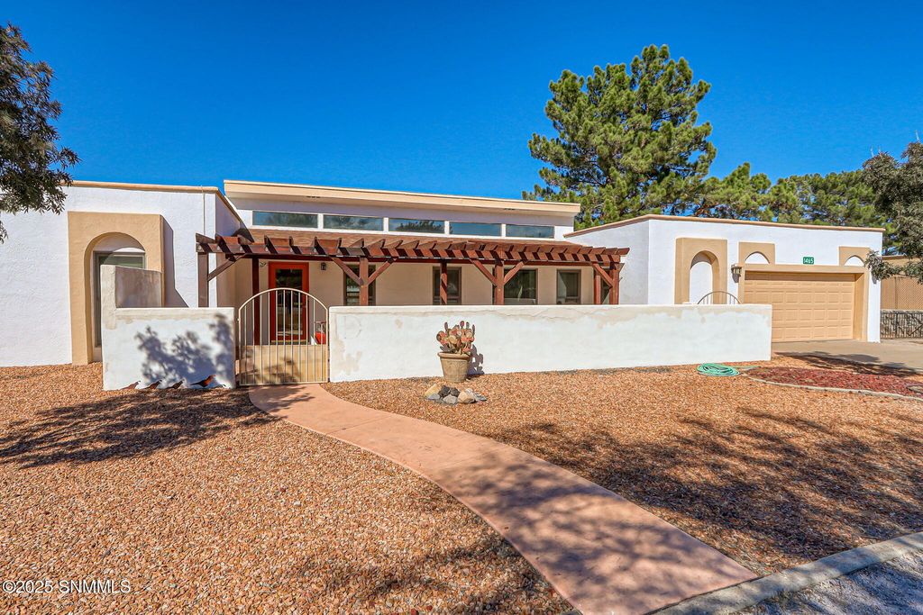 1465 Tierra Del Sol Drive, Las Cruces, NM 88007