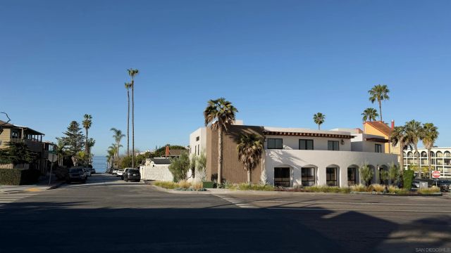 6710 La Jolla Blvd 202, La Jolla, CA 92037