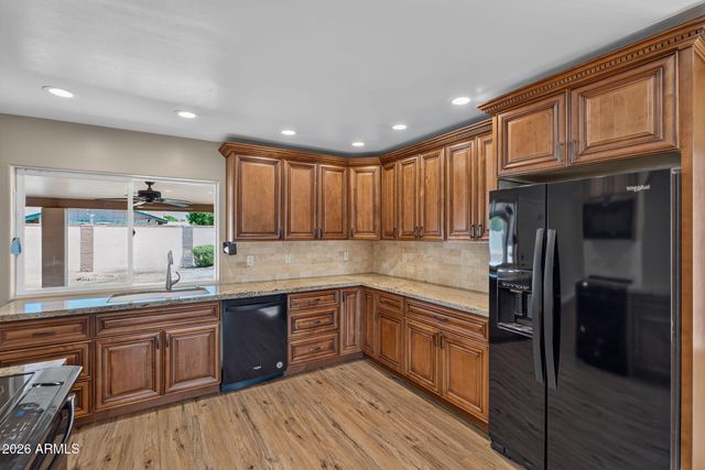 4548 W ECHO Lane, Glendale, AZ 85302