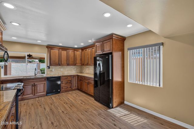4548 W ECHO Lane, Glendale, AZ 85302
