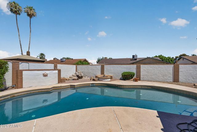 4548 W ECHO Lane, Glendale, AZ 85302