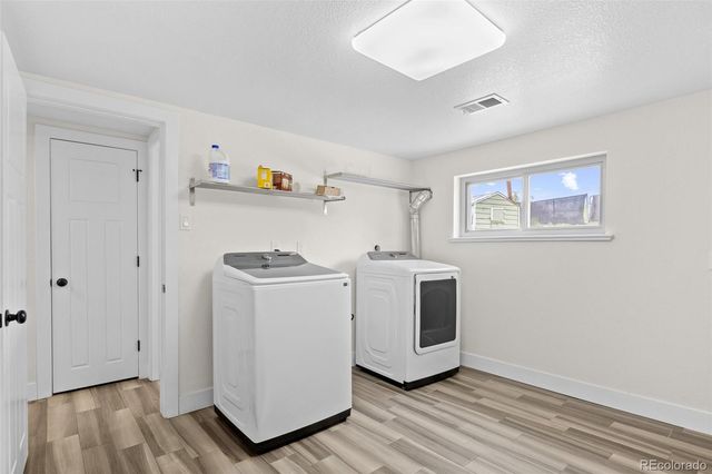 8525 W 64th Place, Arvada, CO 80004