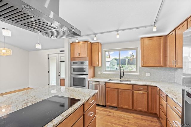 8525 W 64th Place, Arvada, CO 80004