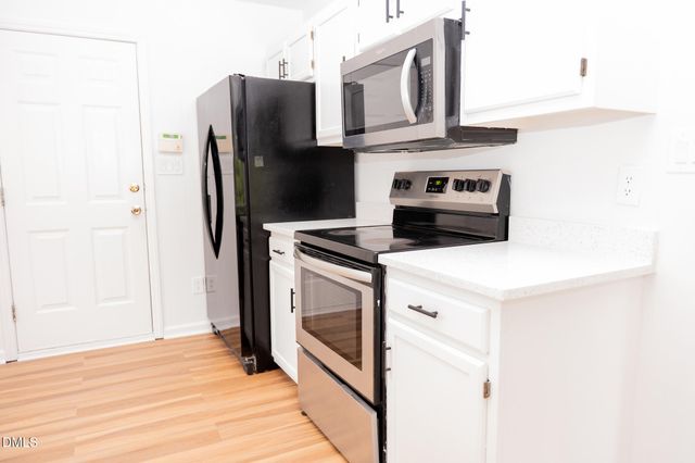 2400 Faucette Avenue, Durham, NC 27704