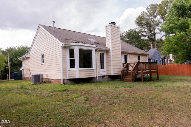 2400 Faucette Avenue, Durham, NC 27704