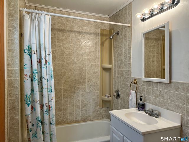 34 Corsino Avenue, Old Lyme, CT 06371