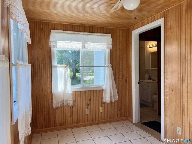 34 Corsino Avenue, Old Lyme, CT 06371