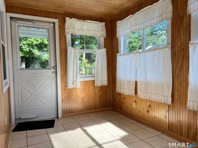 34 Corsino Avenue, Old Lyme, CT 06371