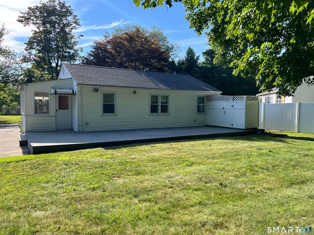 34 Corsino Avenue, Old Lyme, CT 06371