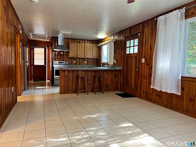 34 Corsino Avenue, Old Lyme, CT 06371