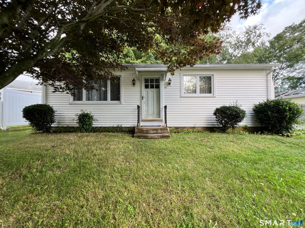 34 Corsino Avenue, Old Lyme, CT 06371