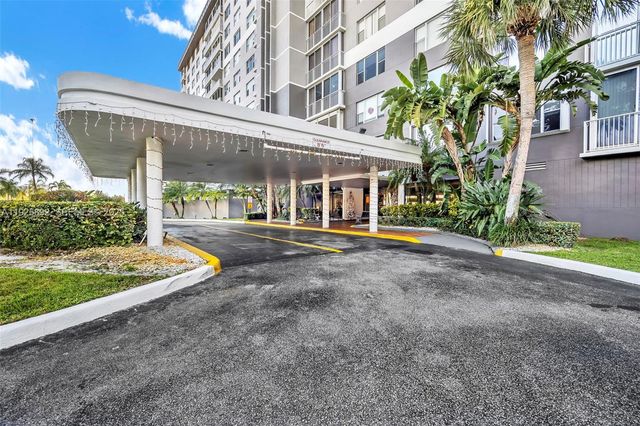 3850 Washington St 409, Hollywood, FL 33021