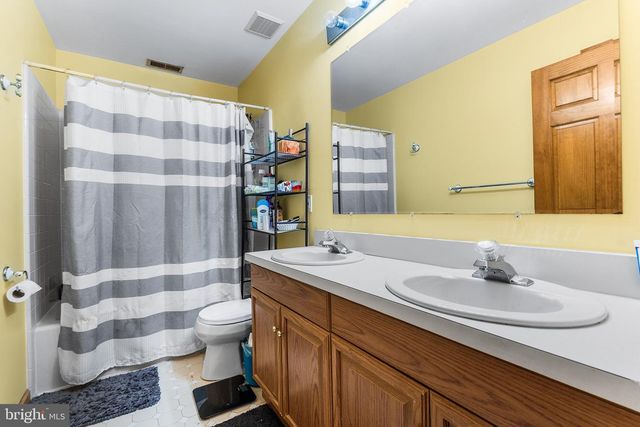 135 AVIS MILL, Pilesgrove Township, NJ 08098