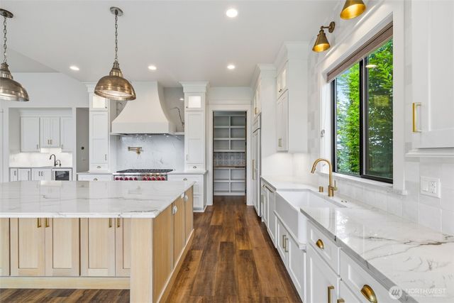 3911 NW 114th Way, Vancouver, WA 98685