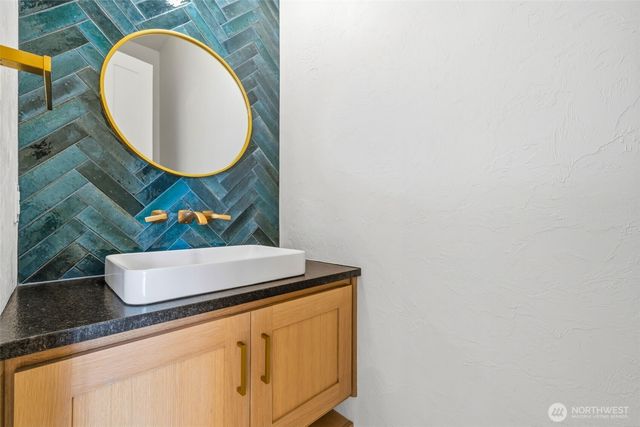3911 NW 114th Way, Vancouver, WA 98685