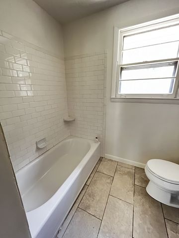 4950 Packard Dr Unit A, Nashville, TN 37211