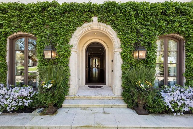 3115 Ella Lee Lane, Houston, TX 77019