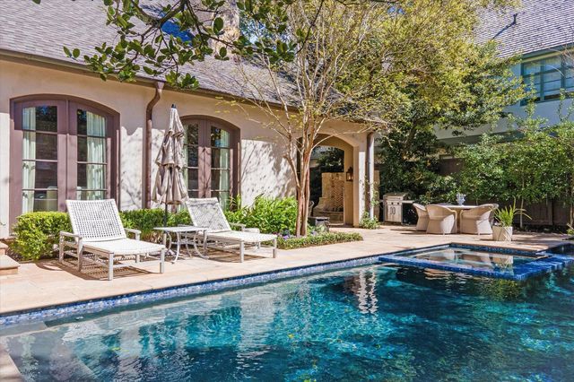 3115 Ella Lee Lane, Houston, TX 77019