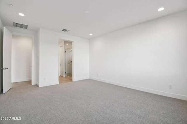 10442 E UPTON Avenue, Mesa, AZ 85212