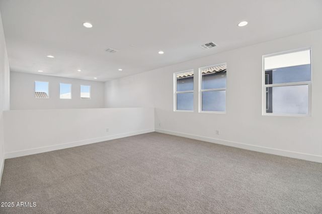 10442 E UPTON Avenue, Mesa, AZ 85212