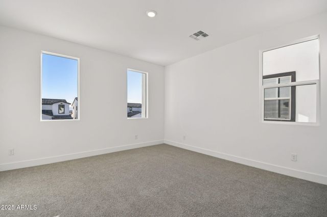 10442 E UPTON Avenue, Mesa, AZ 85212