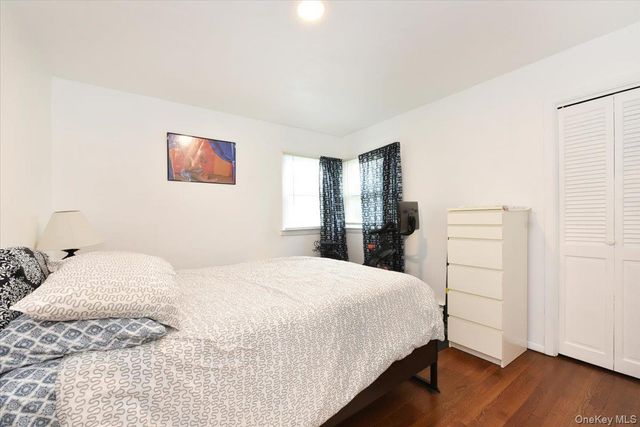 95 Jenkins Avenue, North Babylon, NY 11703