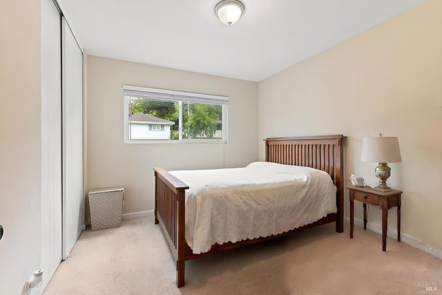706 Powderhorn Ave, Santa Rosa, CA 95407