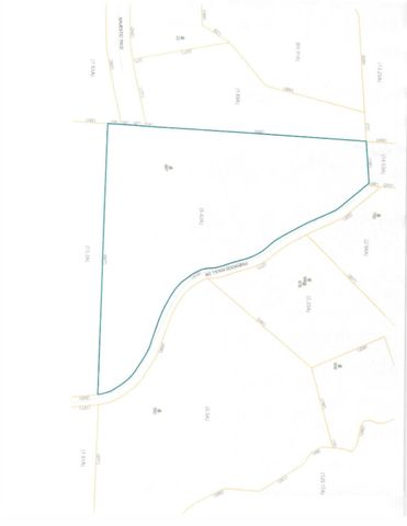 667 Pinewood Knoll Drive, Hendersonville, NC 28739