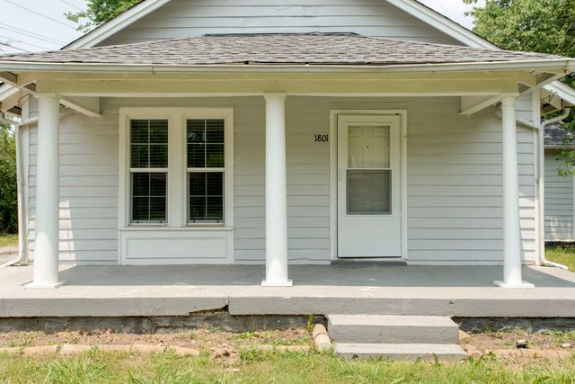 1801 Elizabeth Rd, Nashville, TN 37218