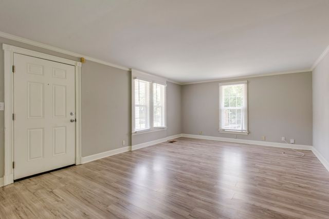 1801 Elizabeth Rd, Nashville, TN 37218