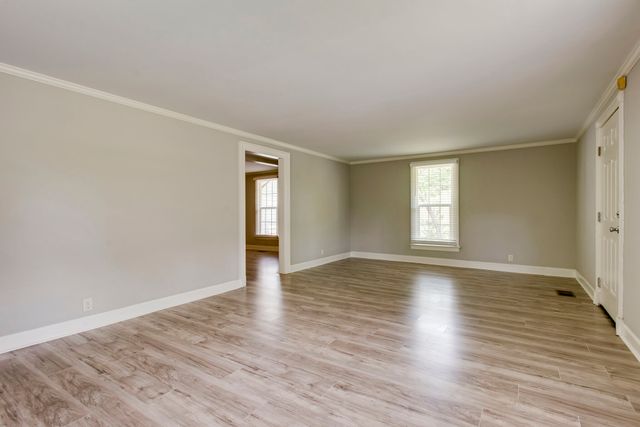 1801 Elizabeth Rd, Nashville, TN 37218