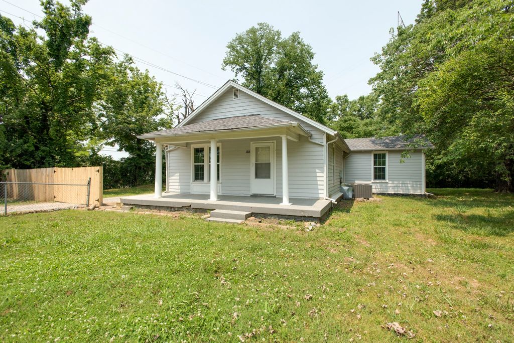 1801 Elizabeth Rd, Nashville, TN 37218