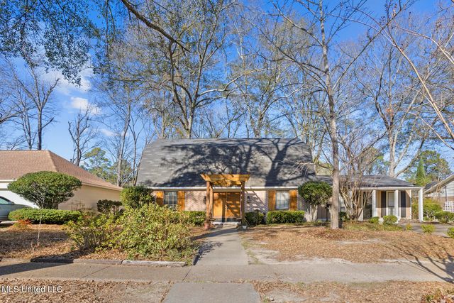 1405 Riverwood Drive, Jackson, MS 39211