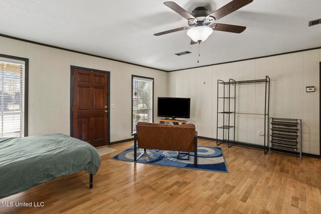 1405 Riverwood Drive, Jackson, MS 39211