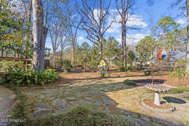 1405 Riverwood Drive, Jackson, MS 39211